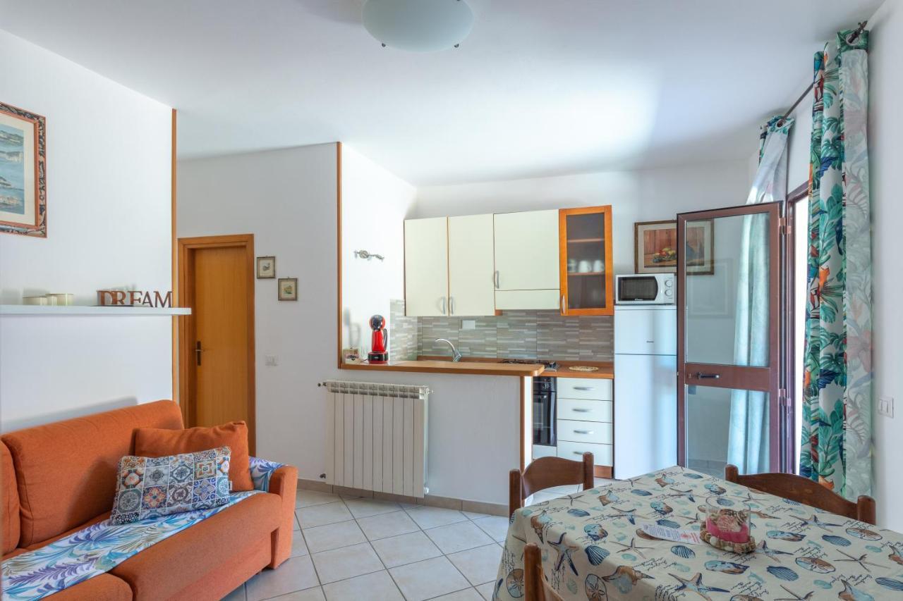 Elbaloves Appartaments Villa Capoliveri  Εξωτερικό φωτογραφία