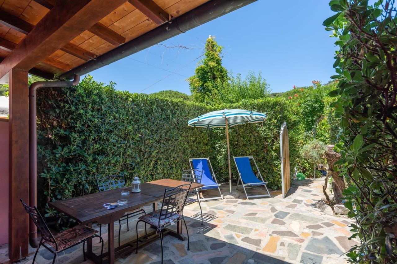 Elbaloves Appartaments Villa Capoliveri  Εξωτερικό φωτογραφία