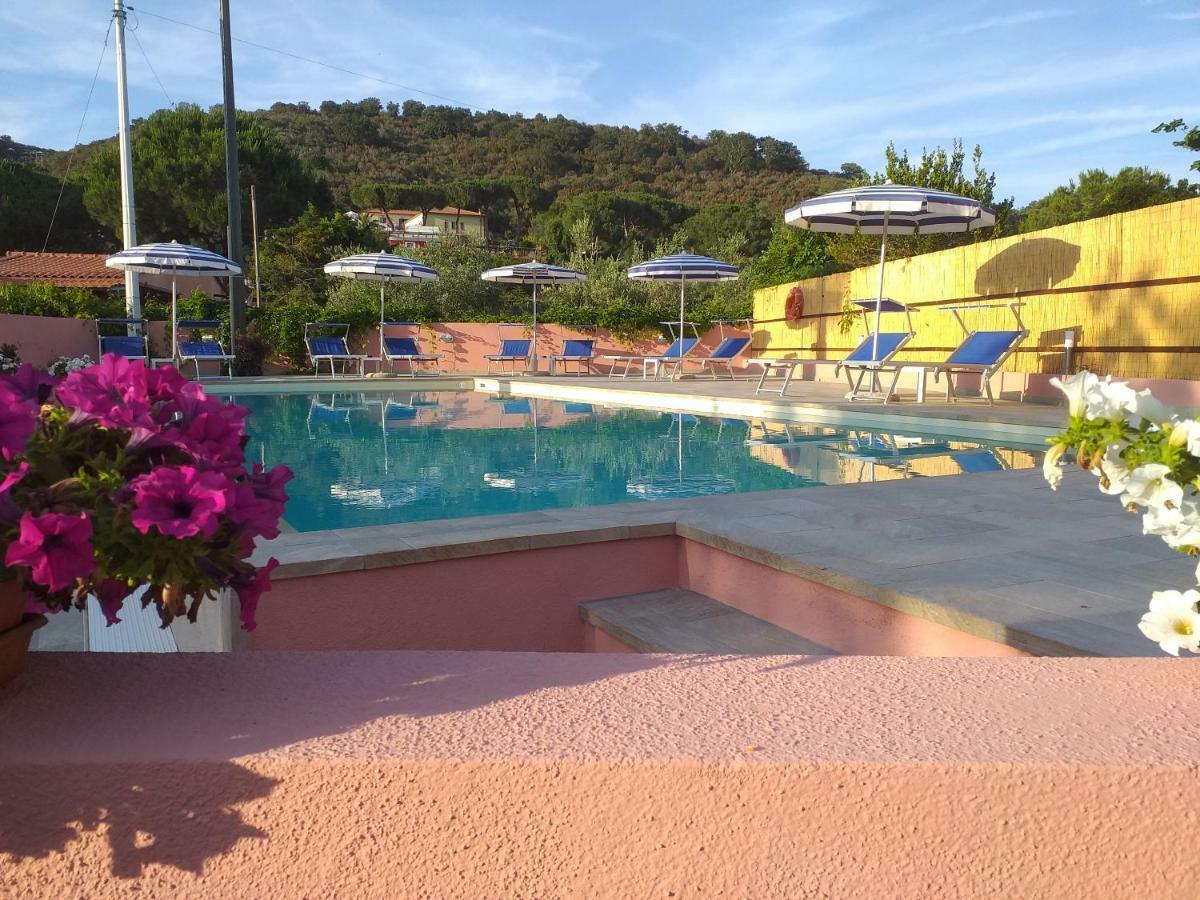 Elbaloves Appartaments Villa Capoliveri  Εξωτερικό φωτογραφία